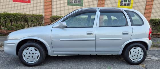 CHEVROLET CORSA 1.0 MPFI MILENIUM 8V GASOLINA 4P MANUAL